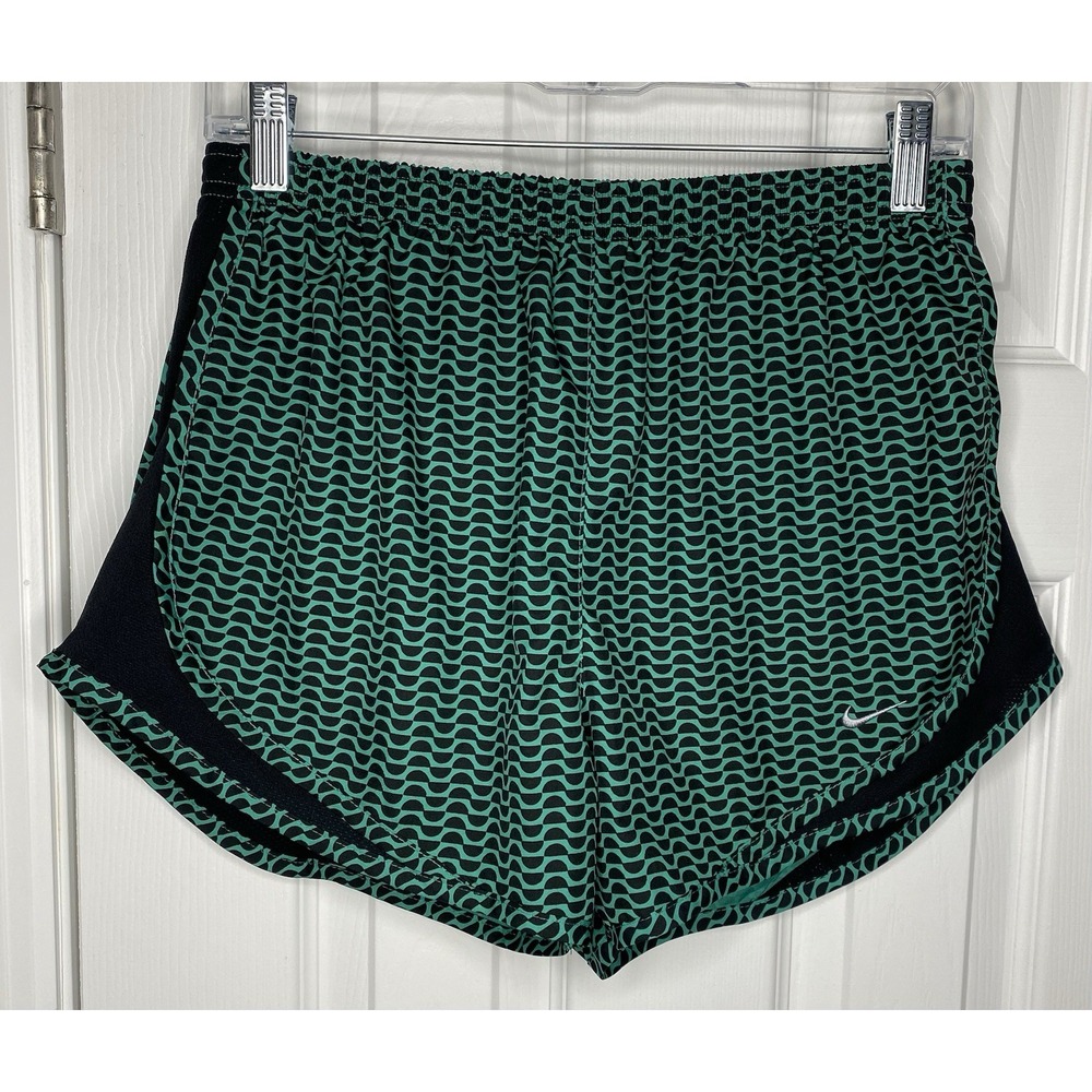 Nike Dri Fit Women's Lined Athletic Wave Pattern Short Green Black Size Medium
